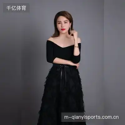 霍天青